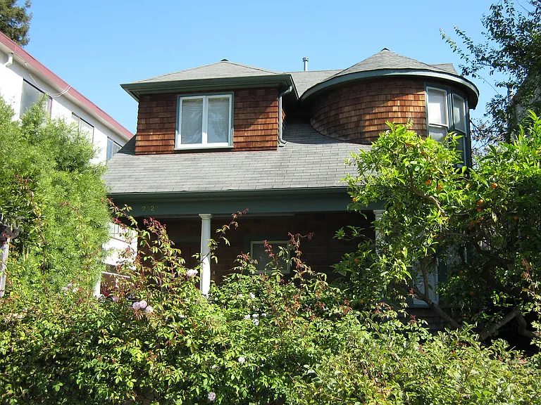 2527 Piedmont Ave #C — Photo 1