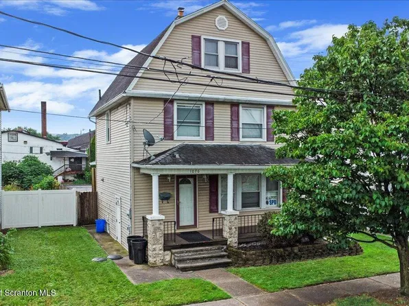 1076 Cottage Ave, Scranton, PA 18508