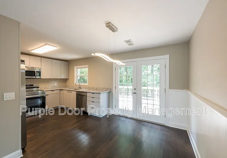 2369 Brenda Dr SE — Photo 12
