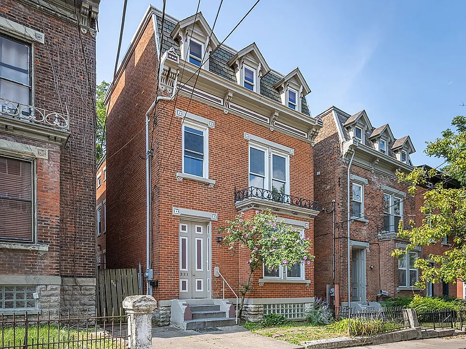 221 E University Ave