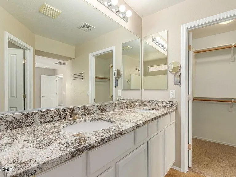3828 E Bridgeport Pkwy — Photo 27
