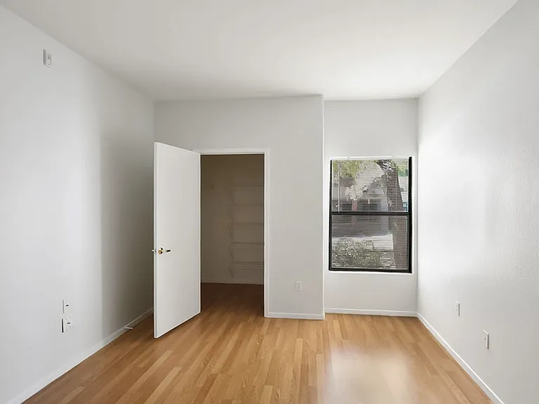 8250 N Grand Canyon Dr #1137-20 — Photo 17
