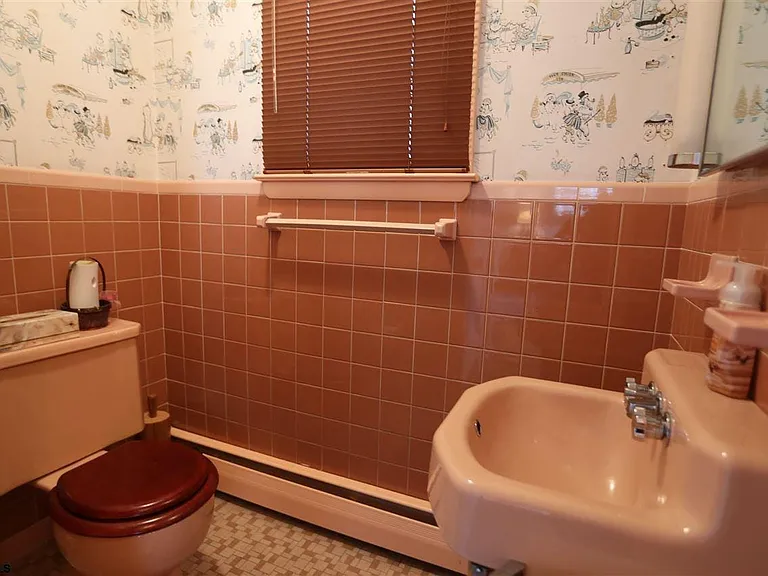 14 S Swarthmore Ave — Photo 11