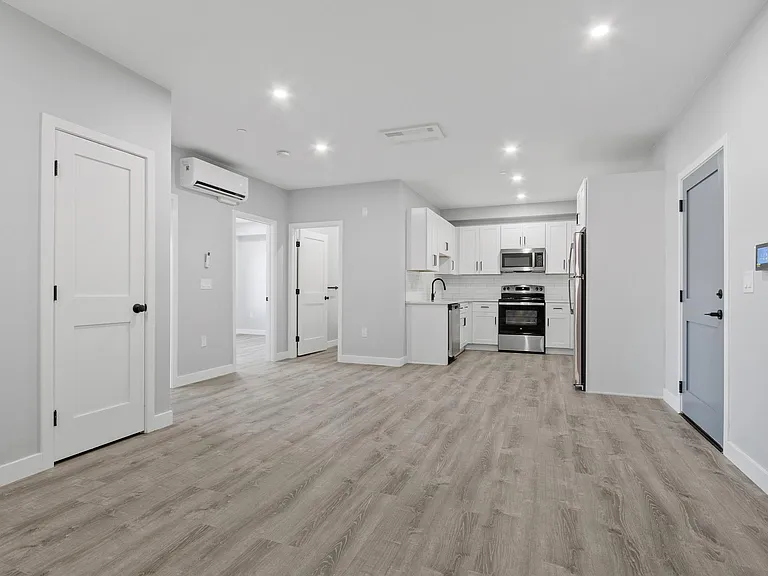 Ermani Place — Photo 15