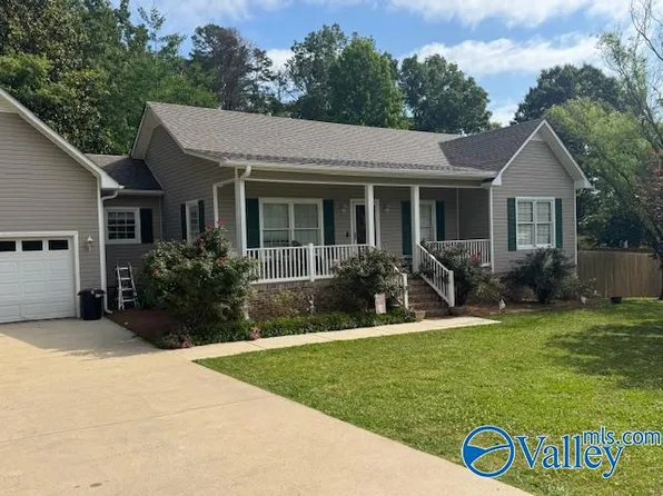 76 Woodson Ln, Scottsboro, AL 35768