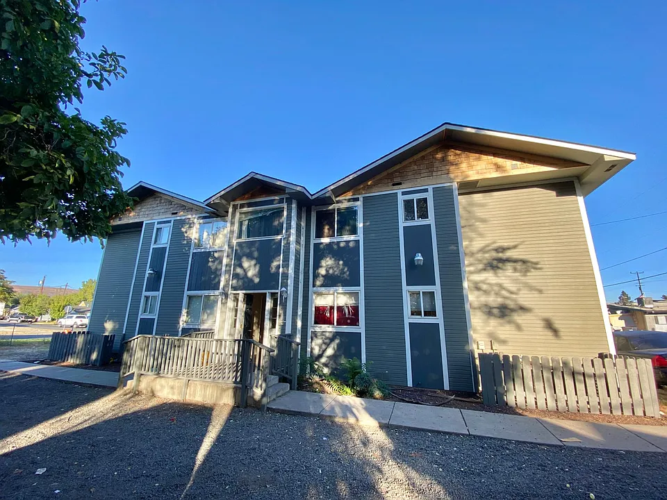 1302 Garfield Ave #4