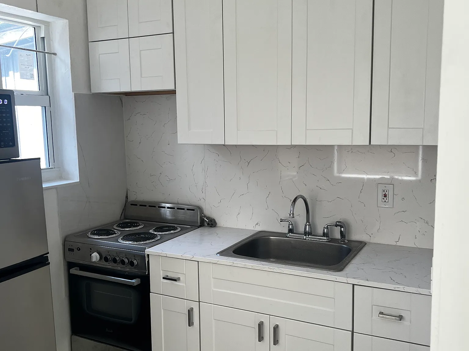 1 bed, 410 sqft, $1,650 — Photo 2