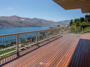 828 Golf Course Dr, Chelan, WA 98816