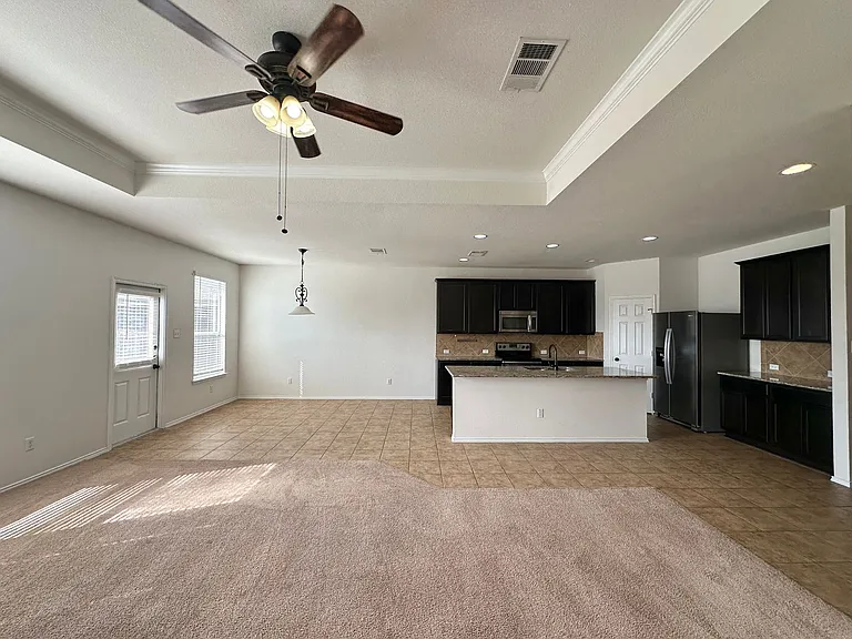 5304 Capricorn Loop — Photo 9