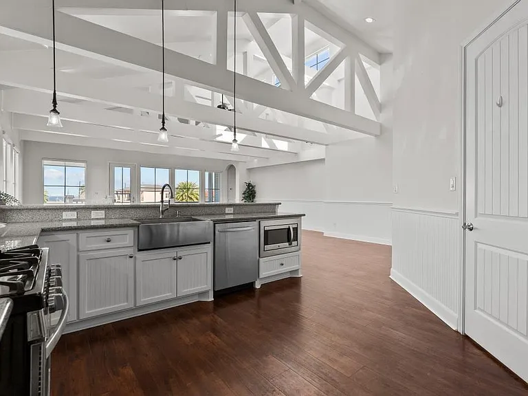 2727 E Bayshore Dr — Photo 15
