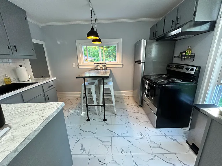 17 Pratt St #2 — Photo 27