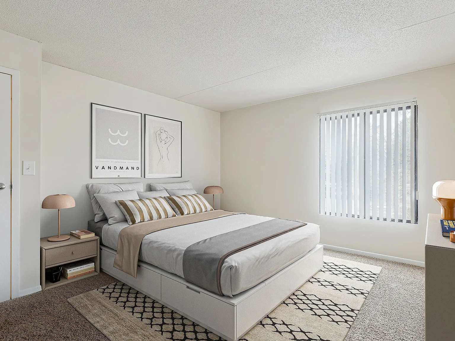 Viewpointe Apartments — Photo 2