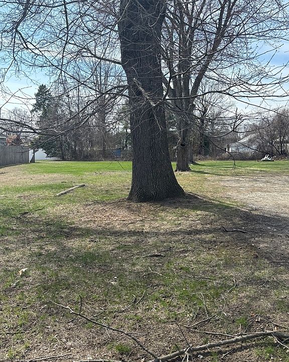 1st image of 0 Parker St
