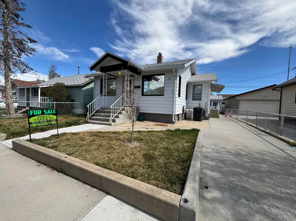807 Center St, Rock Springs, WY 82901