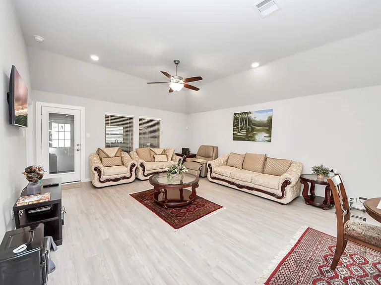 2610 Blue Abbott Dr — Photo 24