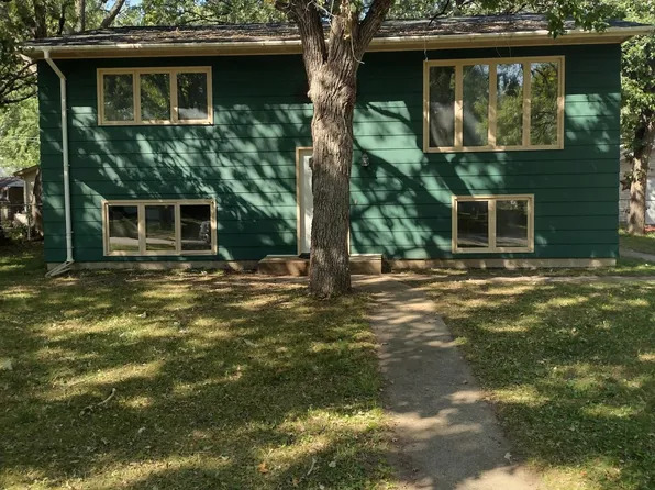 905 11th Ave SE, Saint Cloud, MN 56304