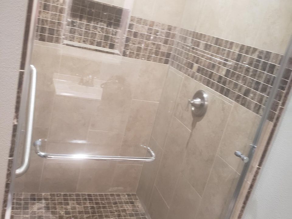 1st image of 1213 E La Jolla Dr