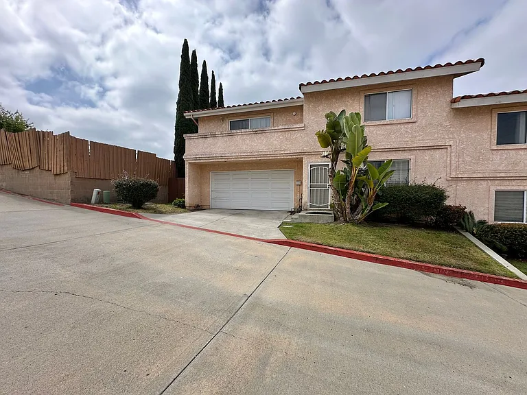 1413 Janis Lynn Ln — Photo 8