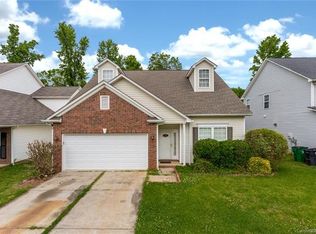 6531 Mallard Park Dr, Charlotte, NC 28269