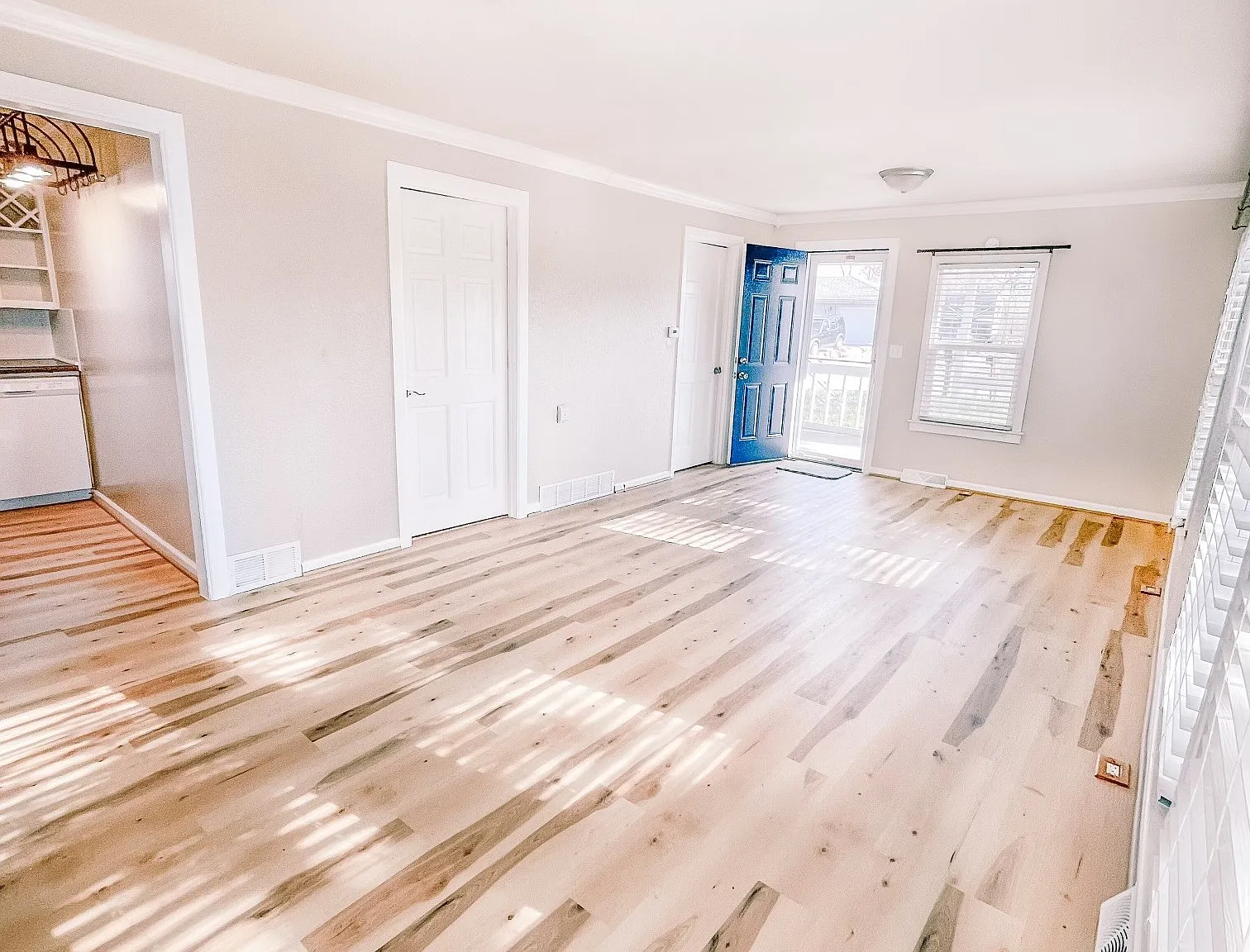 2 bed, 1200 sqft, $1,450 — Photo 4