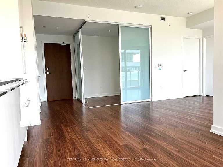 117 McMahon Dr #H07 — Photo 10