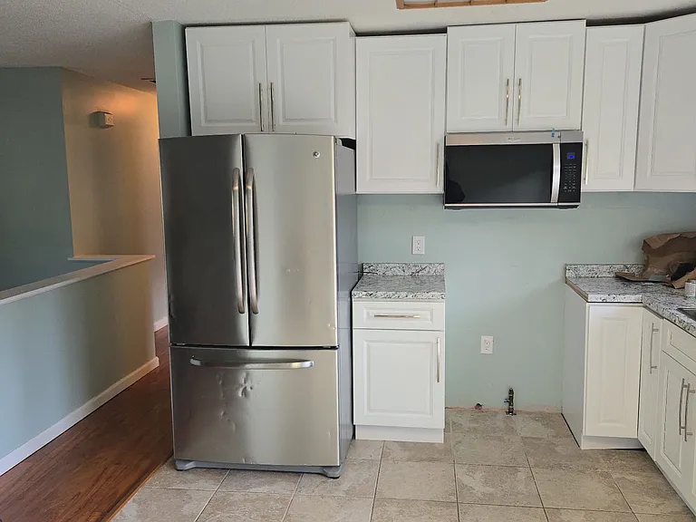 23 Pinehurst Ave — Photo 6