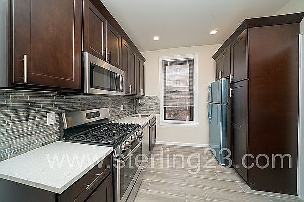 1st image of 4210 34th Ave #3F
