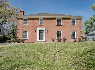 17703 Van Aken Blvd, Shaker Heights, OH