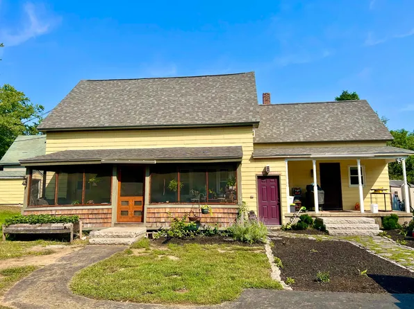 46 Rolfe Street, Concord, NH 03303