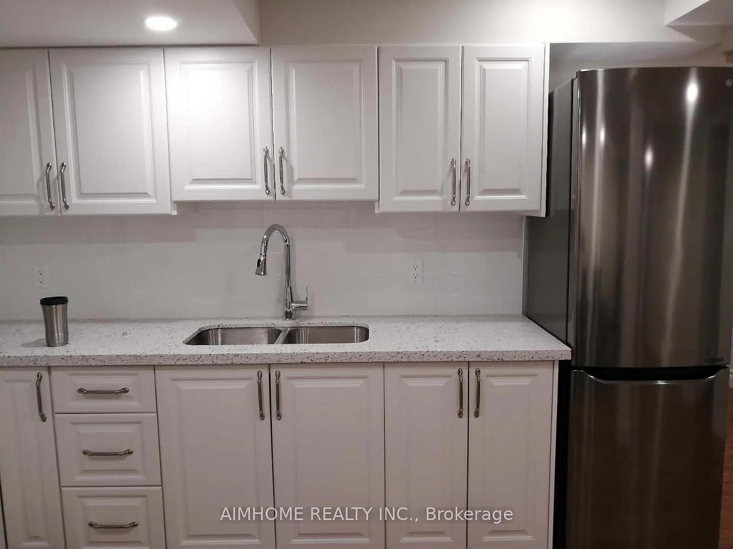 3 bed, $950 — Photo 3