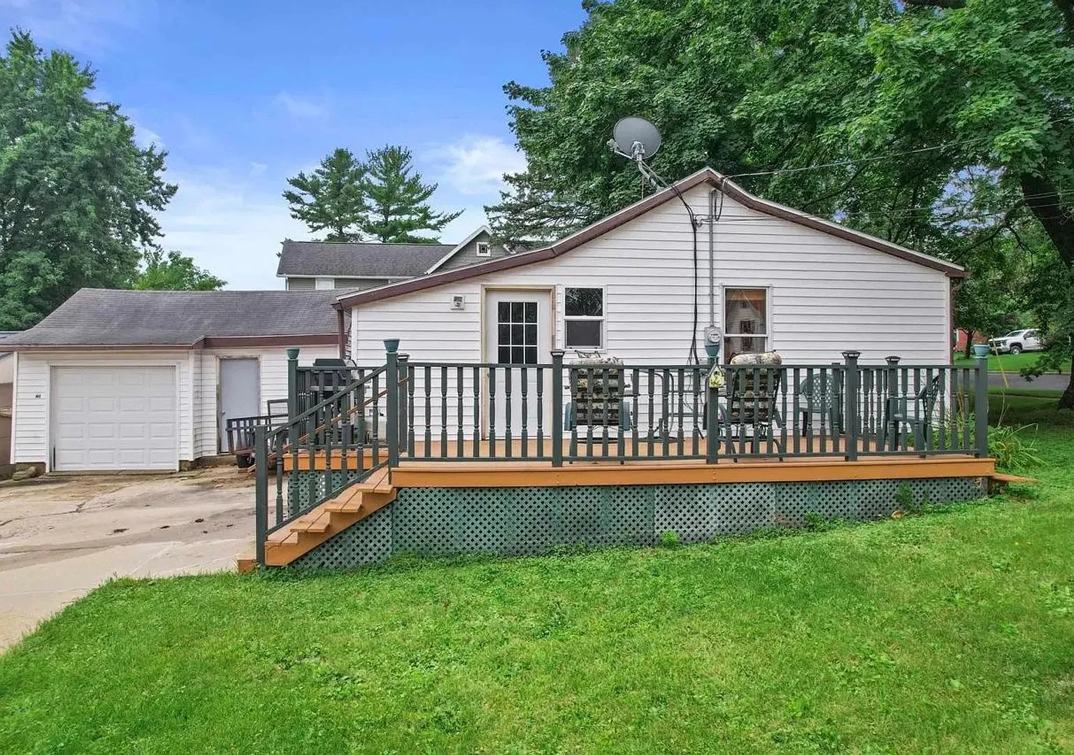 138 N Pardee St — Photo 1