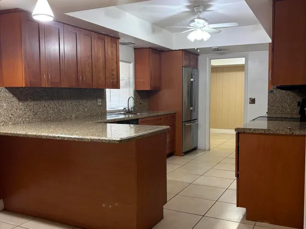 19521 SW 129th Ct, Miami, FL 33177