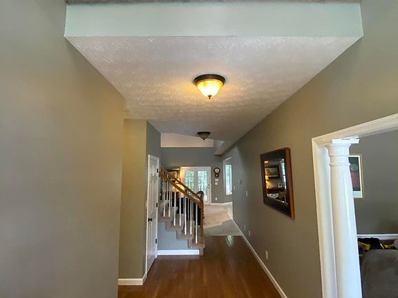 5th image of 2925 Split Oak Dr