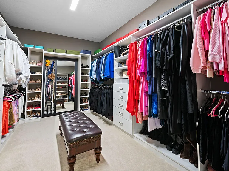 8599 Tower Bridge Ct — Photo 18