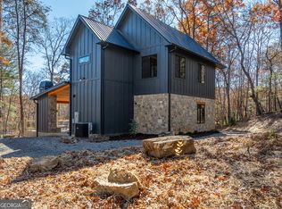 294 Campbell Camp Cir, Blue Ridge, GA 30513