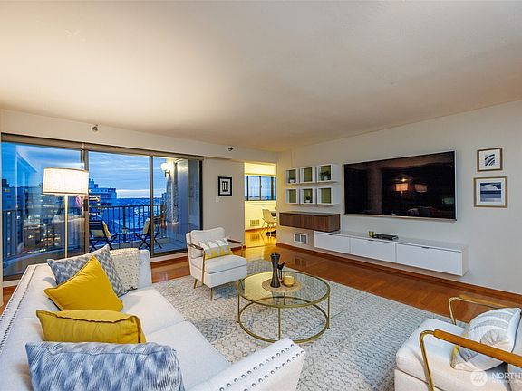 3rd image of 1120 Spring Street #1301