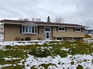W4938 Mark Pl, La Crosse, WI 54601