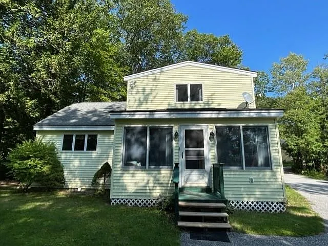 3 bed, 3.0 bath, 1720 sqft, $1,850 — Photo 1