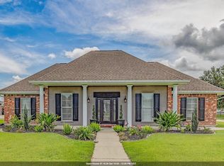 181 Lake Mechant Ct, Houma, LA 70360