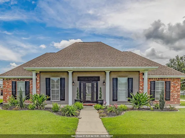 181 Lake Mechant Ct, Houma, LA 70360