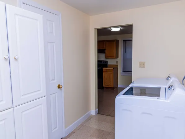 2301 Judge Ln, Charlottesville, VA 22911