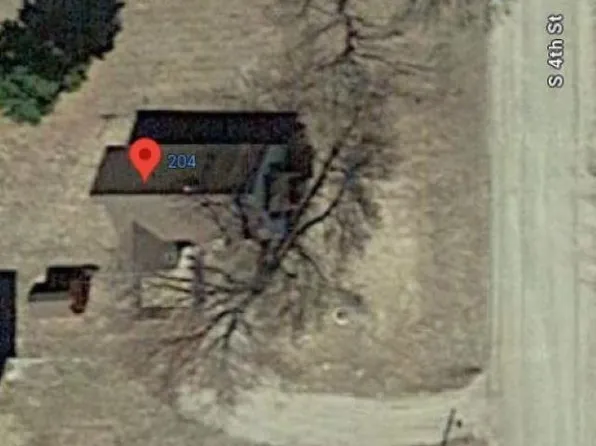 204 S 4th St, Plainview, NE 68769