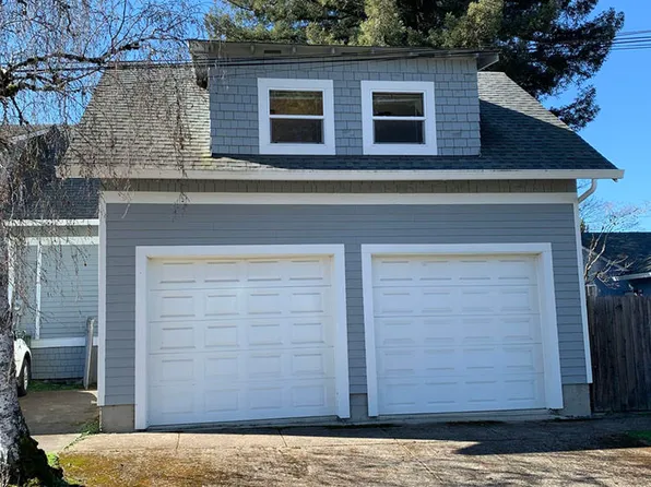 715 E North St #Adu, Newberg, OR 97132