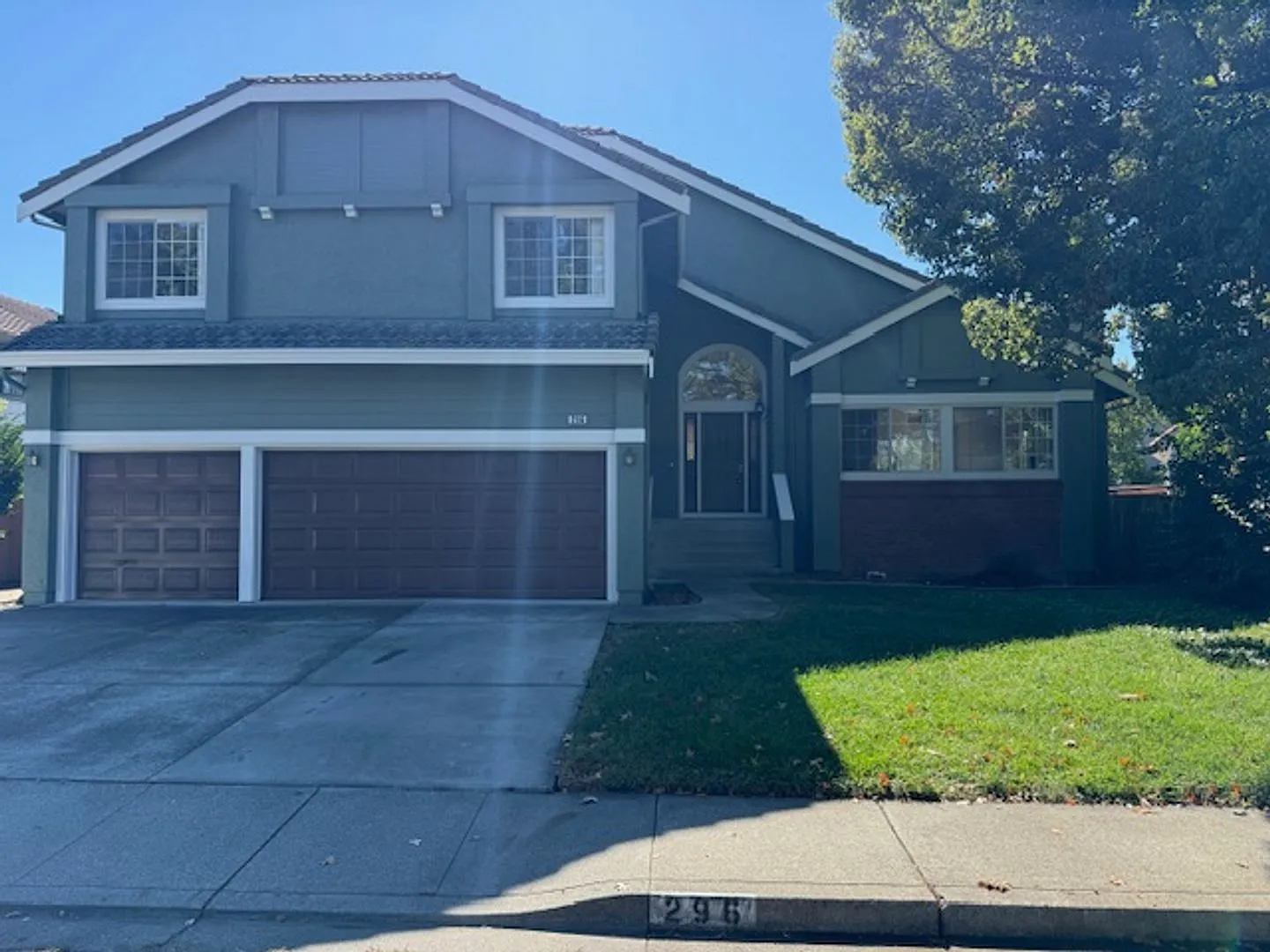 296 Fruitvale Rd photo 1
