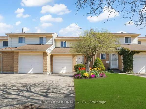 18 Julie Dr, Thorold, ON L2V 4L5