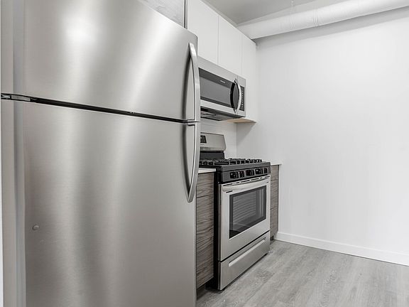 2nd image of 6100 N Paulina St APT 1