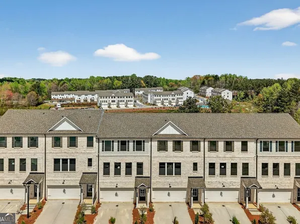 2825 Rosehall Way, Lawrenceville, GA 30044