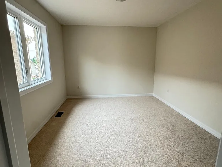 232 Warden St — Photo 35