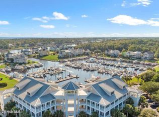 2555 Saint James Dr UNIT 303, Southport, NC 28461