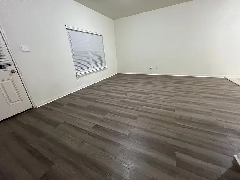 6233 White Jade Dr — Photo 6
